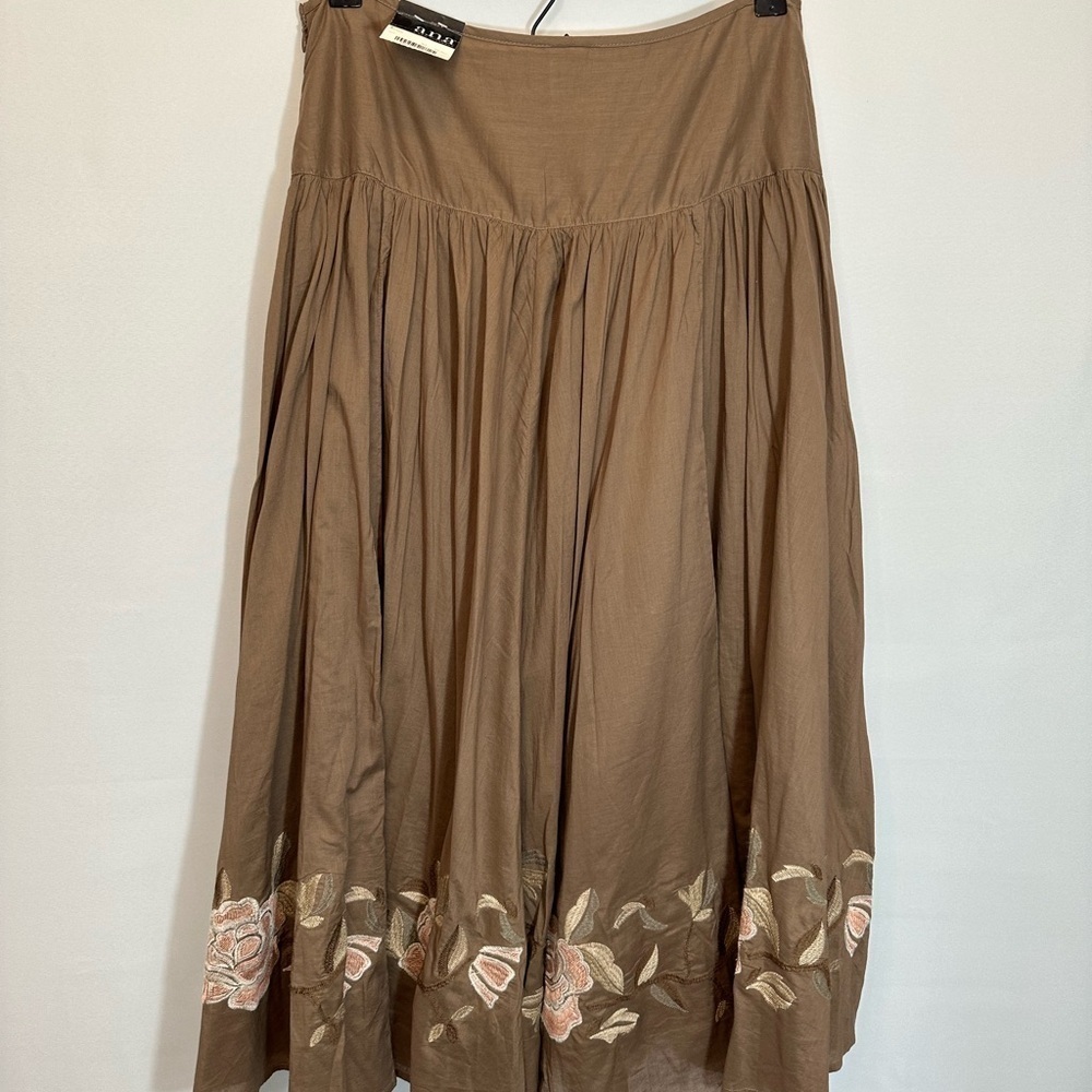 a.n.a A New Approach Skirt Womens Size 8 Embroidered 100% Cotton Tiered Lined - Picture 14 of 16